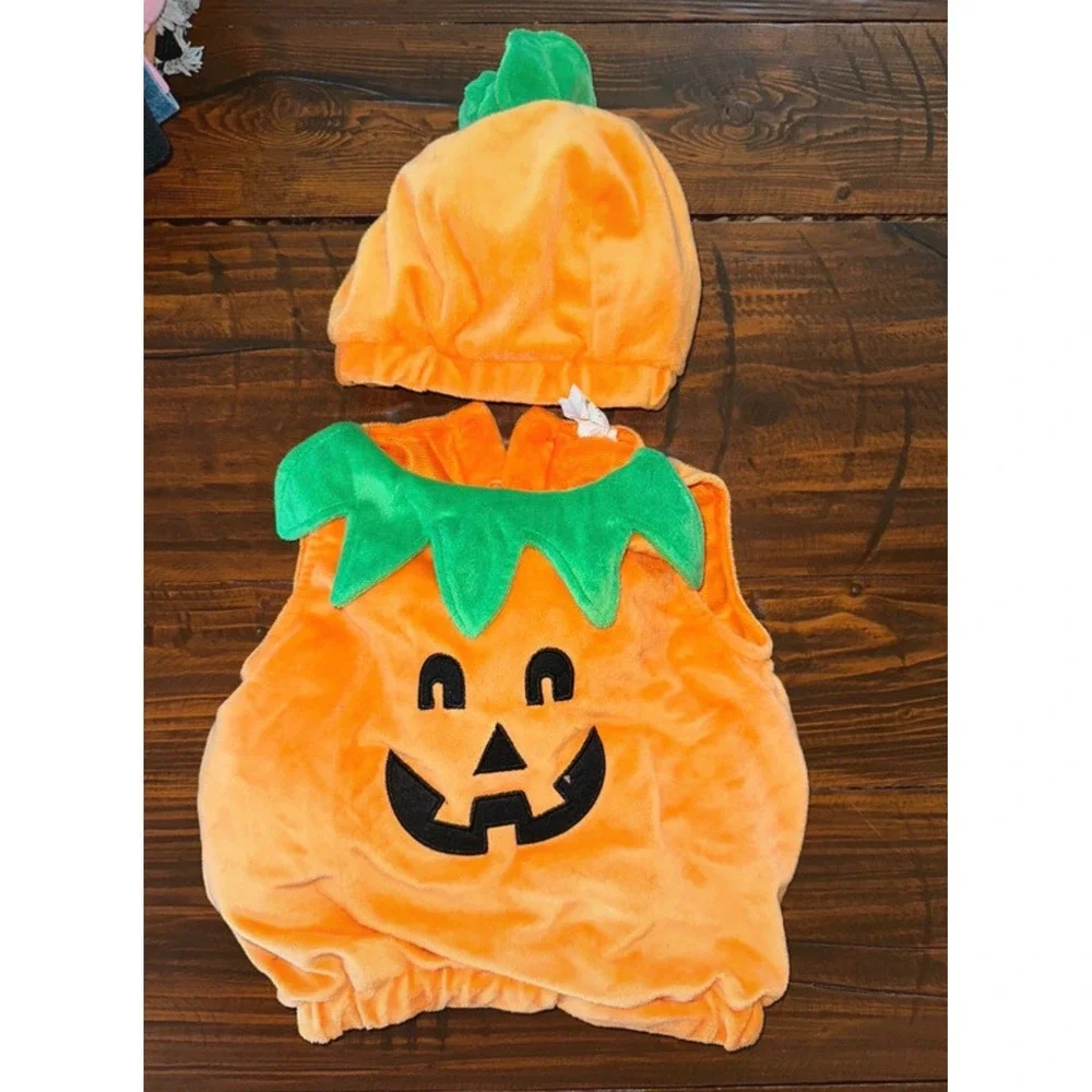 Target Baby Pumpkin Halloween Costume Set Orange Plush 6-12 Months Bodysuit Hat